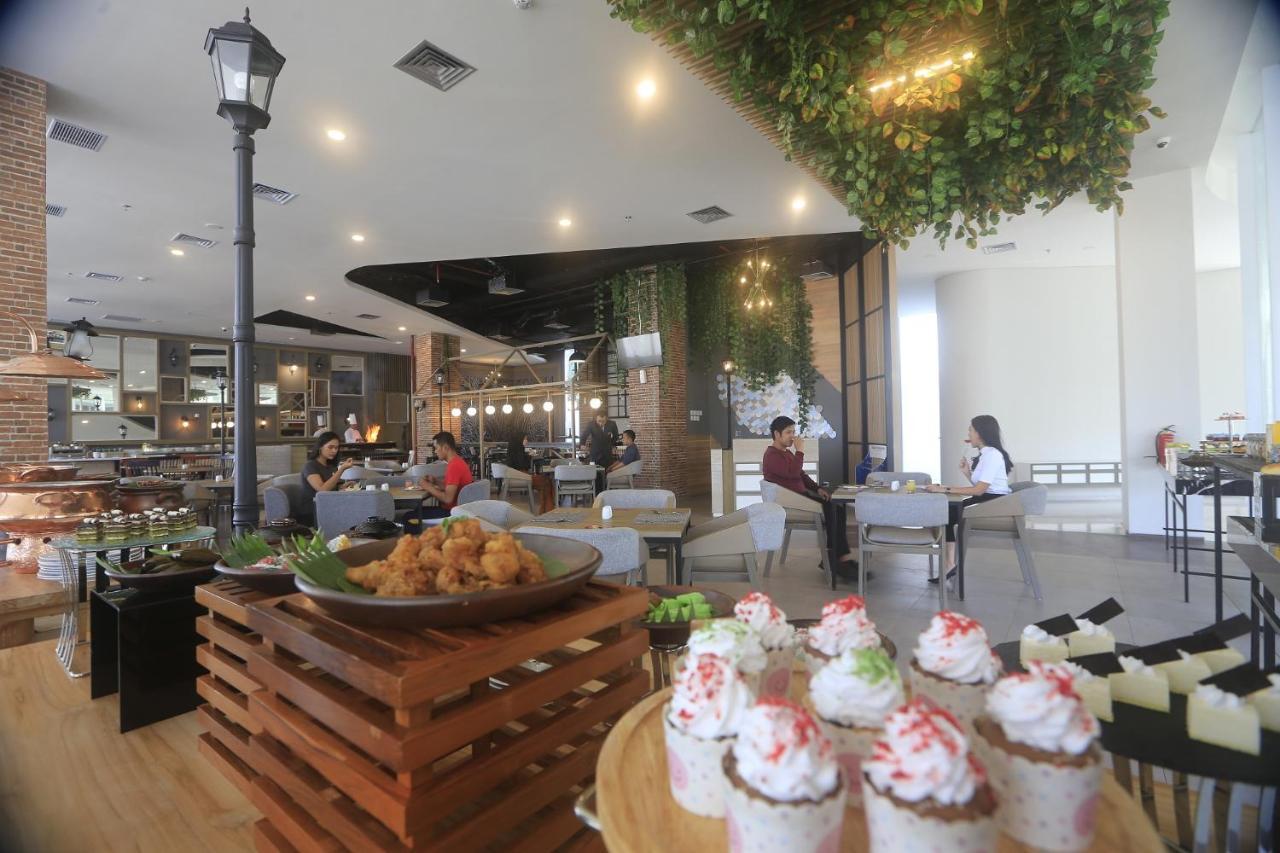 Luminor Hotel Purwokerto By Wh Exteriör bild