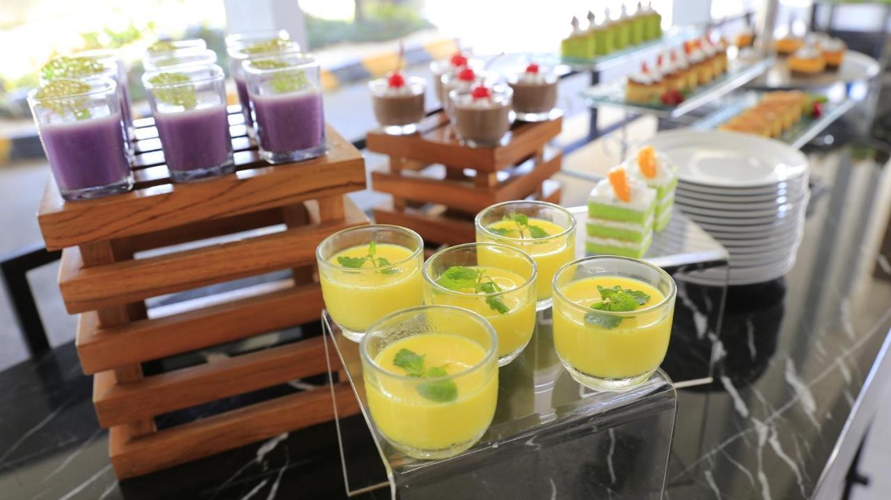 Luminor Hotel Purwokerto By Wh Exteriör bild