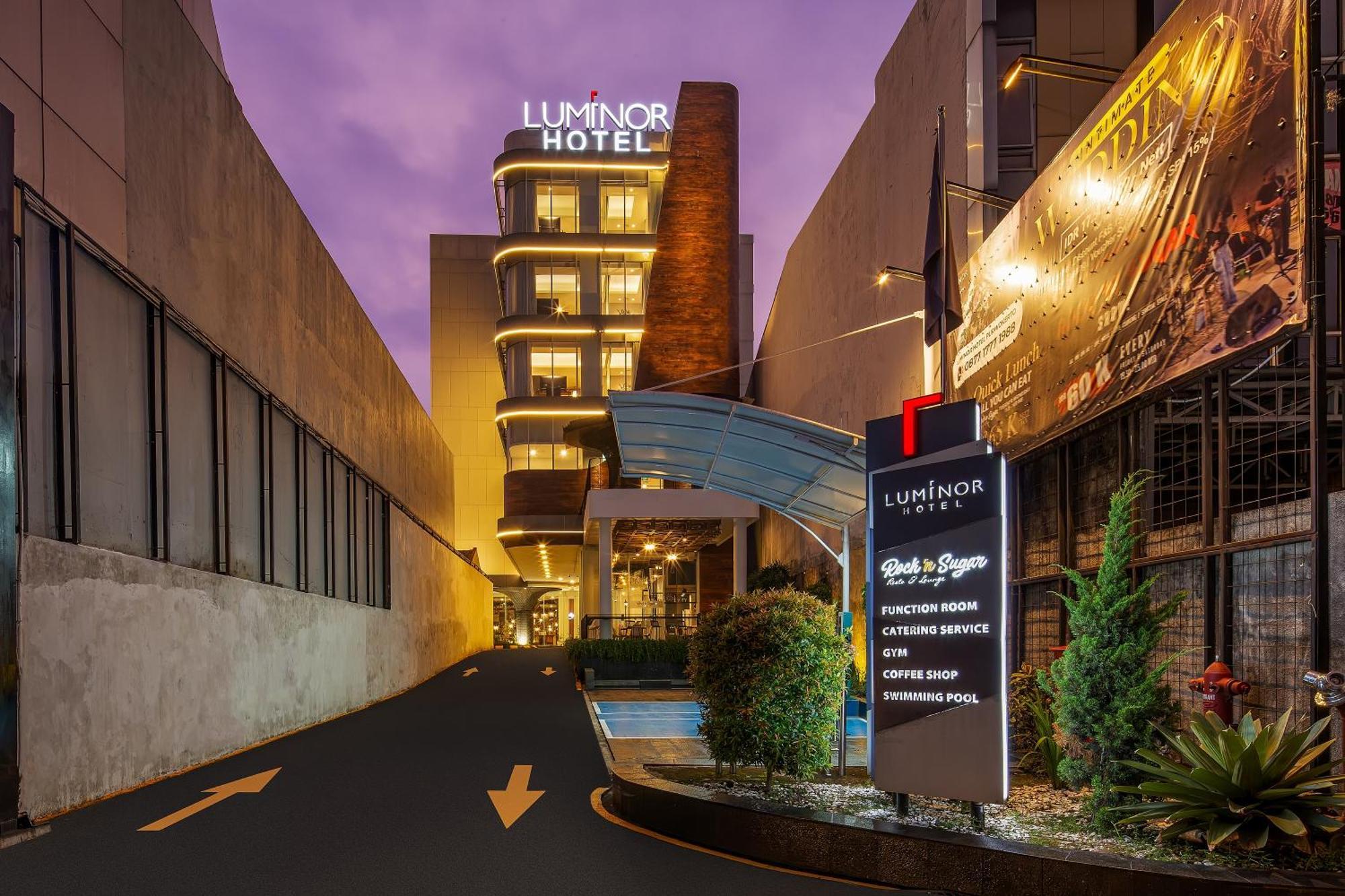 Luminor Hotel Purwokerto By Wh Exteriör bild